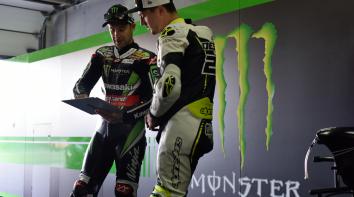 Jonathan Rea and Clement Desalle - Kawasaki Ninja ZX-10R - Kawasaki KX450F - Motorland Aragon