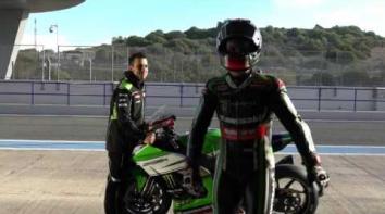 Embedded thumbnail for 2016 ARAI QV PRO Jonathan Rea Replica